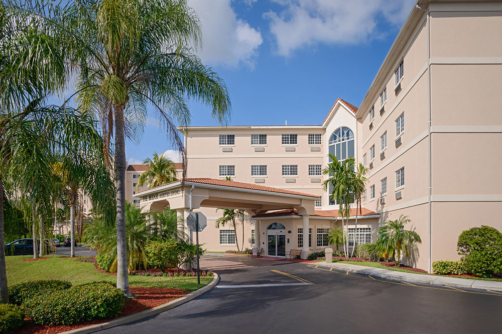 Senior Living Gallery Garden Plaza At Inverrary Fl