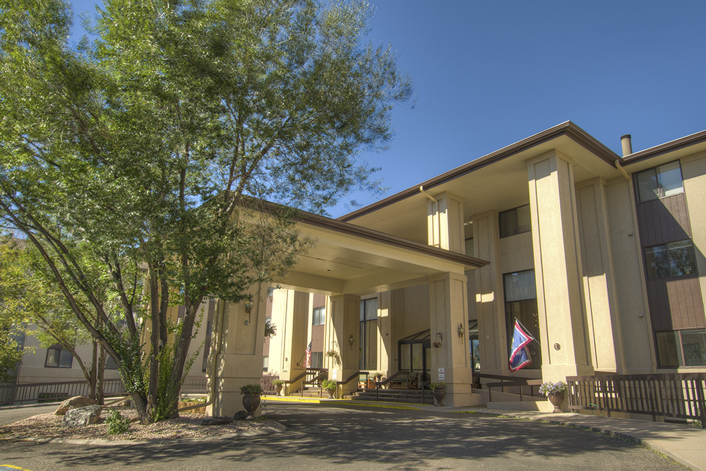 A photo of Pointe Frontier Retirement's exterior.